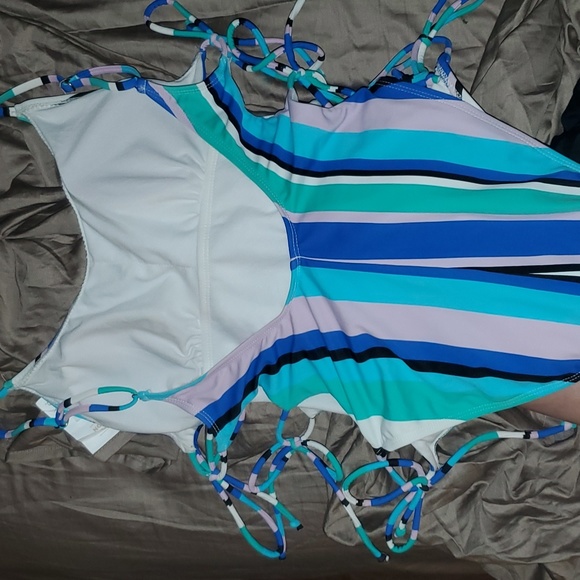 One piece ties up side swim suit - Picture 3 of 4